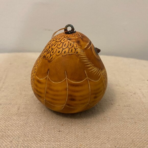 Carved Bird Gord Ornament Peru - Picture 7 of 8